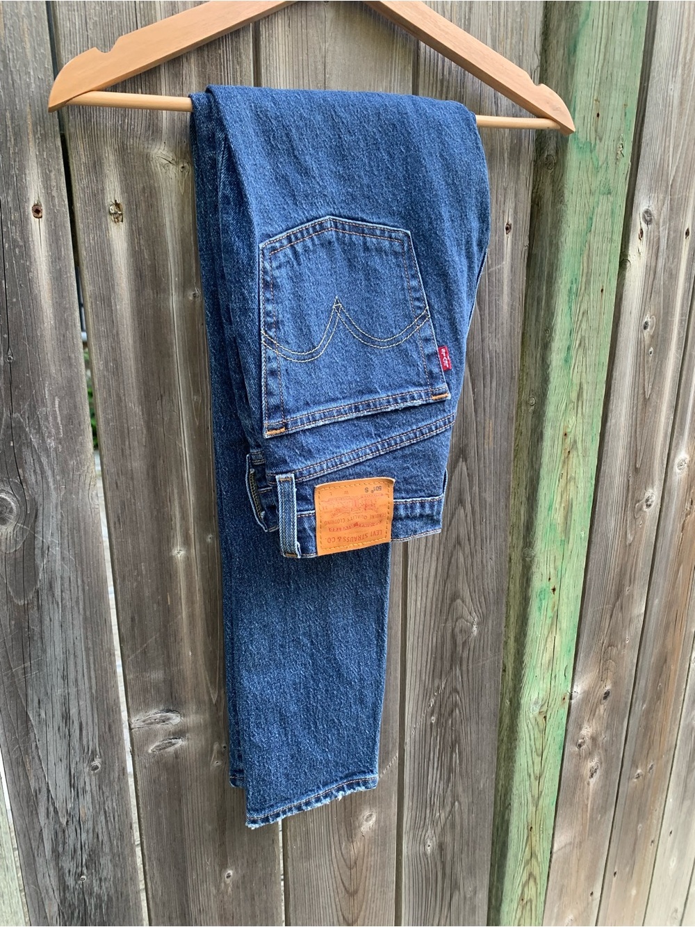 Levi's 501 Premium – Dark Wash – Size W24 L28